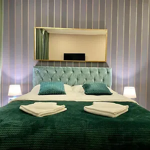 https://hedone-luxury-3-apartments-with-private-parking.in-istria.net